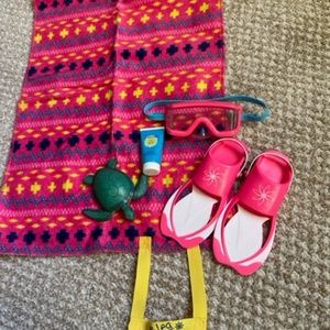 American Girl Lea's Beach Accessories